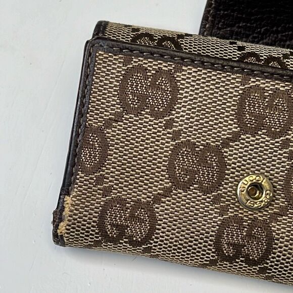 GUCCI Monogram Key Holder GG Canvas Signature Logo & unbranded keychain - Picture 6 of 14